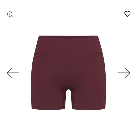 NikeSKIMS NWT Matte 3” Short - Currant